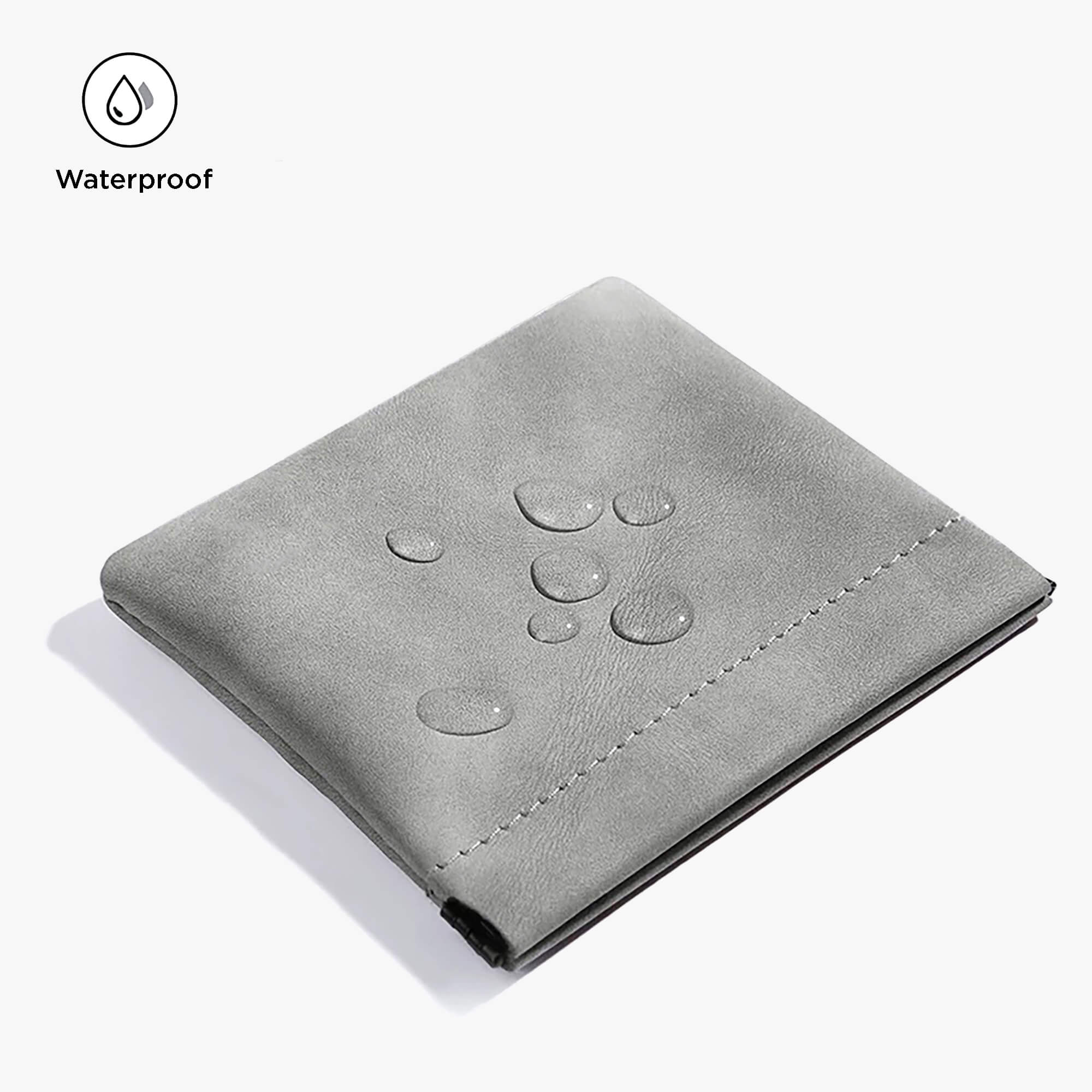 Earphones Carry Snap Leather Pouch - Waterproof Design